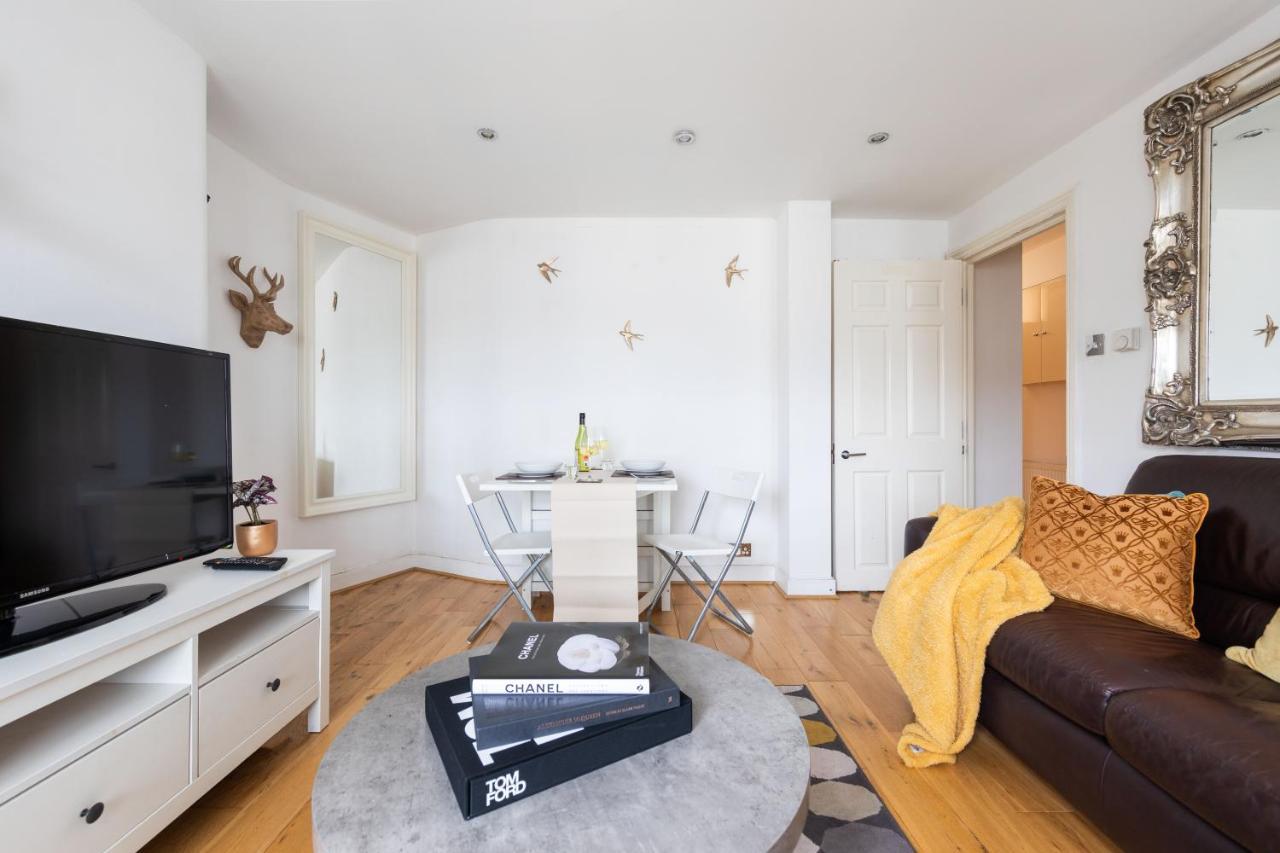 Spacious 1 Bed Oxford Street Apartment - Sleeps 4 London Exteriör bild
